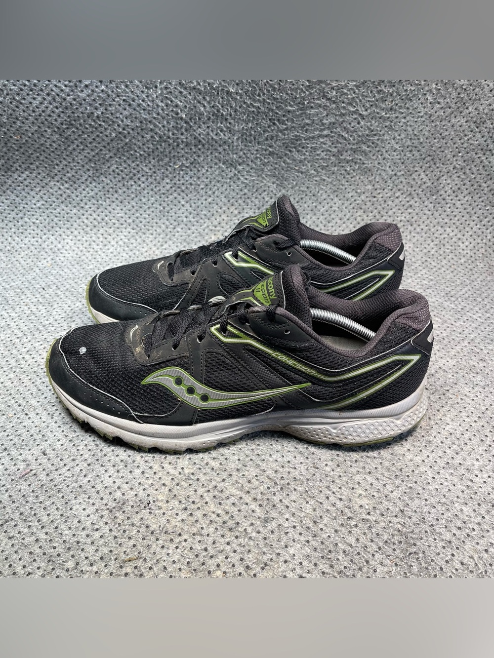 Saucony Cohesion 11 Black Green Shoes Size 12 Men’s